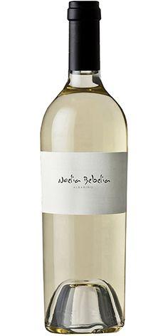 UNA BODEGA DE GARAJE COLOCA DOS AÑADAS DE SU ALBARIÑO ENTRE LOS MEJORES DEL MUNDO Noelia Bebelia Albariño