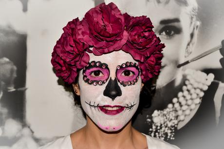 MAQUILLAJE DE CATRINA, PASO A PASO.