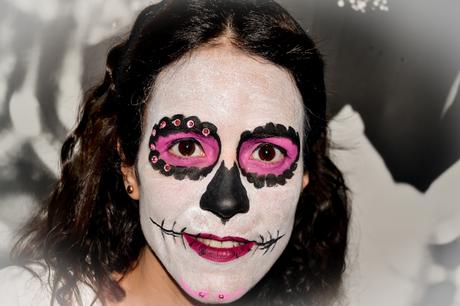 MAQUILLAJE DE CATRINA, PASO A PASO.