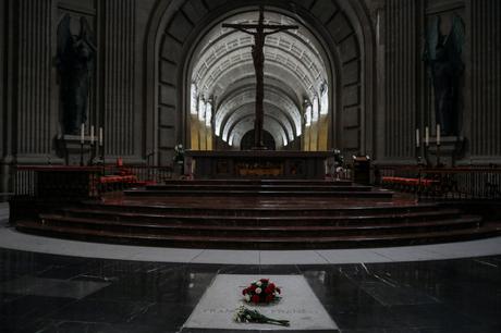 La “finezza” de la diplomacia vaticana y el Derecho Canónico, frente a la zafiedad de algunos políticos.