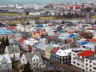 Jólabókaflóð y el paraíso islandés de los libros en...peligro?