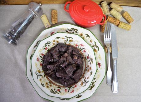 TERNERA CON SETAS AL VINO TINTO carrilleras de ternera al vino tinto con setas, ragout de ternera con setas al vino tinto, ternera con setas al vino tinto, ternera guisada, ternera al vino tinto, ternera en salsa, ternera estofada, las delicias de mayte,