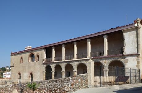 ATENEO DEL VINO DE EL PUERTO: Visita al Conventual Santiaguista (Calera de León) y Bodegas Vía de la Plata: sábado 20 de octubre de 2018