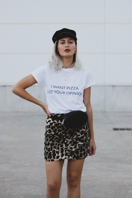 LEOPARD SKIRT & BLACK SNEAKERS