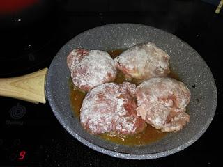 CARRILLERAS CON TOMATE