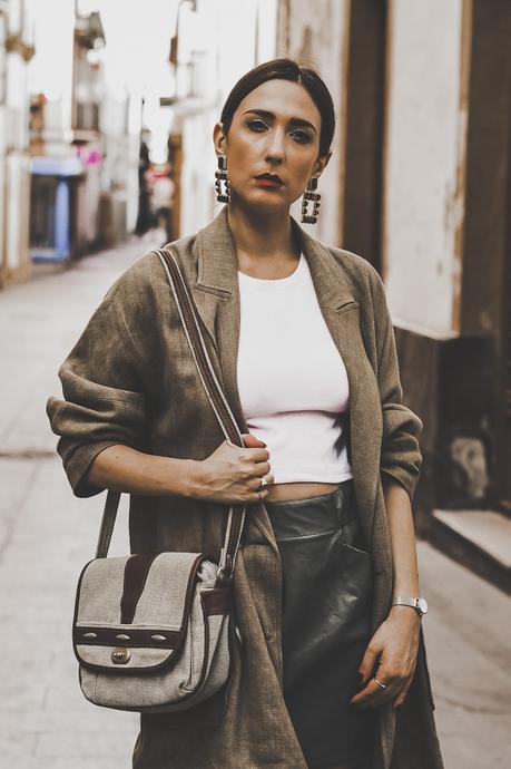 CÓMO COMBINAR BOTINES DE PRINT DE SERPIENTE