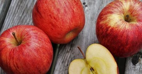 Trucos para cuidar la piel en invierno Mascarilla de manzana y aceite de oliva