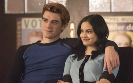 Los protagonistas de Riverdale interpretarán a sus padres en el episodio estreno del miércoles 7 de Noviembre