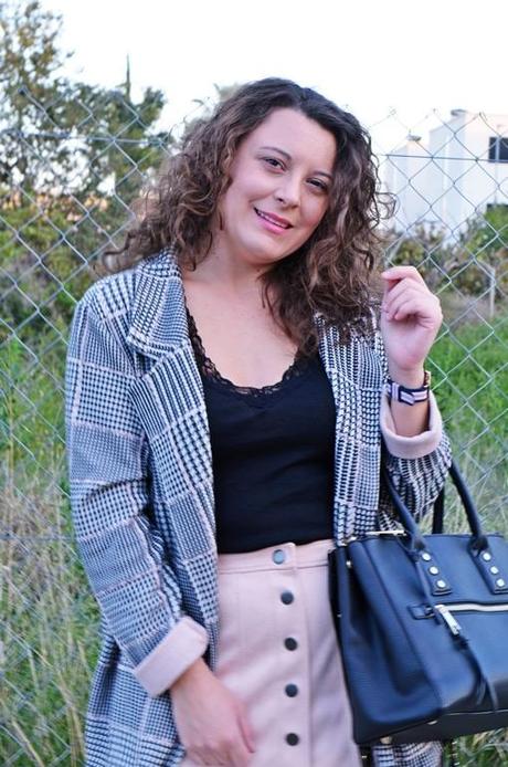 Cómo llevar una falda rosa de ante Cómo llevar una falda rosa de ante