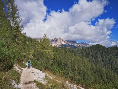 CIRCULAR AL LAGO SORAPISS (DOLOMITAS DIA 4)