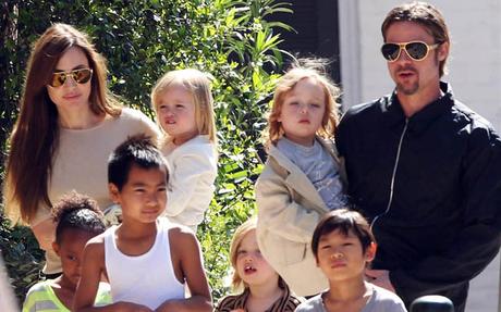 Angelina Jolie y Brad Pitt pelean custodia de sus hijos