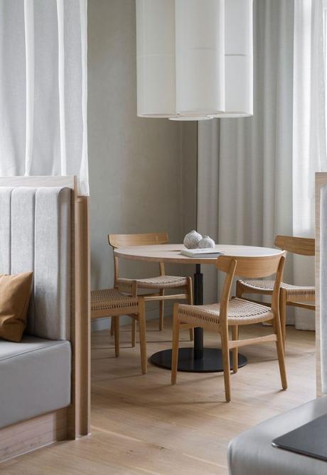 Un restaurante de sushi minimalista de exquisito diseño escandinavo