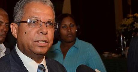 Diputado Rafael Méndez advierte sanciones contra Irán peligran paz mundial.