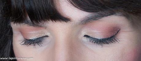 Saca todo el partido a tu iluminador con Delfy (info, swatches y maquillaje de fiesta).