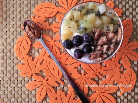 POSTRE DE YOGUR Y NATA CON FRUTA Y SEMILLAS #CocinArte