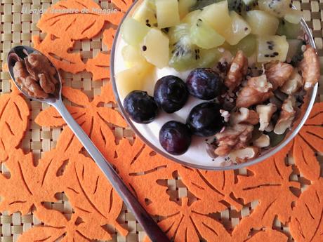 POSTRE DE YOGUR Y NATA CON FRUTA Y SEMILLAS #CocinArte
