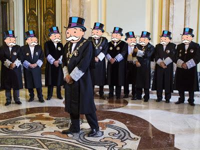 El Supremo, con la Banca, quiso ganar al Gobierno y a las Cortes.