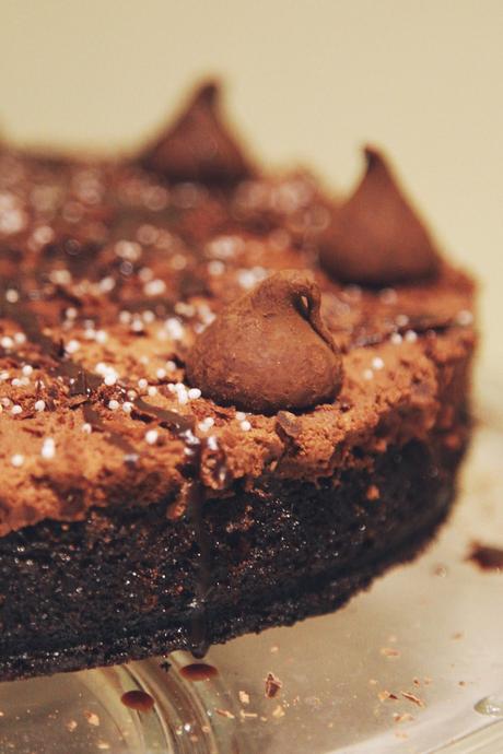 TARTA BROWNIE CON MOUSSE DE CHOCOLATE TARTA BROWNIE CON MOUSSE DE CHOCOLATE