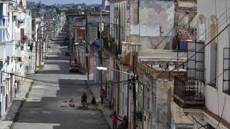 ‘El mejor negocio que se puede hacer en Cuba sigue siendo emigrar’ ‘El mejor negocio que se puede hacer en Cuba sigue siendo emigrar’