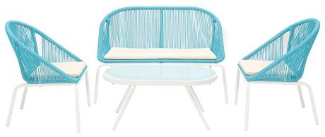 BUSCANDO SILLAS Y MESA PARA EL JARDÍN