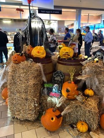 HALOWEEN A BORDO DE UN CRUCERO HALOWEEN A BORDO DE UN CRUCERO