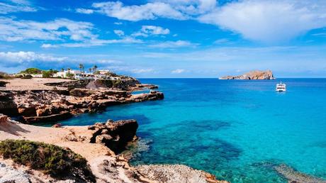 Lo que no puedes dejar de hacer cuando visites Ibiza