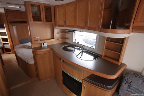 Hobby 650 Kfu Prestige Alde Kerrosvuoteet Parivuode 2008