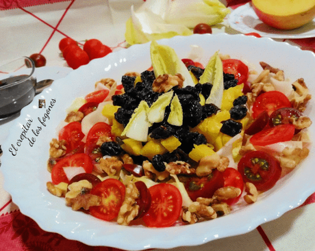 ENSALADA DE ENDIVIAS Y FRUTOS CON SALSA AGRIDULCE
