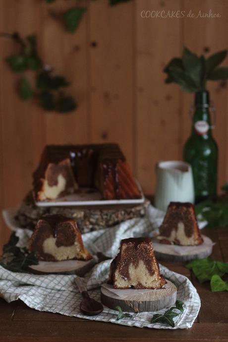 Bundt Cake de nocilla blanca y negra. Bizcocho marmolado. Cookcakes de Ainhoa