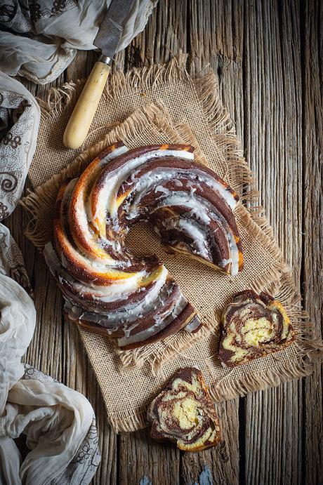 Bundt cake de naranja y chocolate