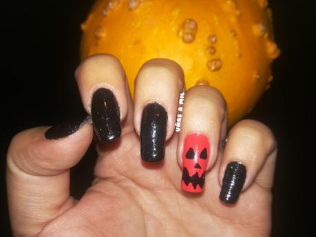 Diseño de uñas de calabaza para Halloween Diseño de uñas de calabaza para Halloween