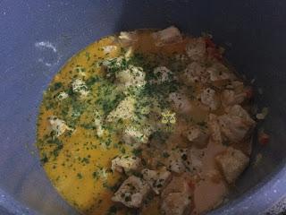 Carne salsa olla fuego lento