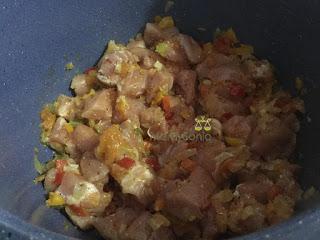 Carne salsa olla fuego lento