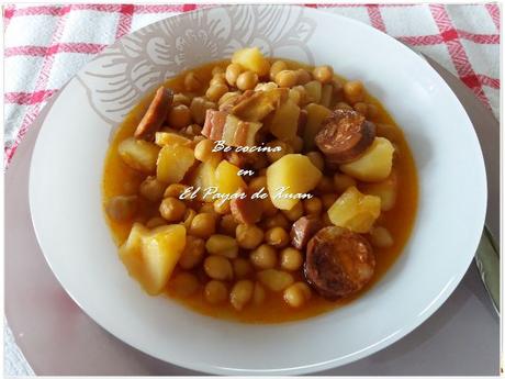 Garbanzos con chorizo Garbanzos con chorizo