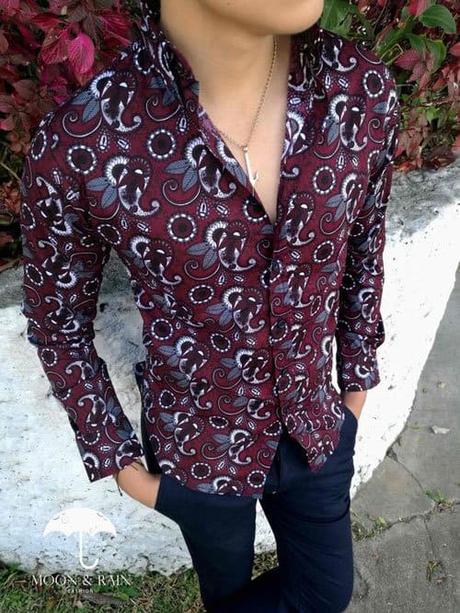 Usar camisas estampadas Usar camisas estampadas
