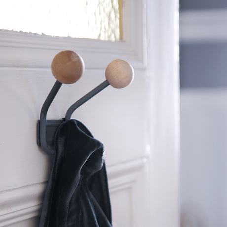 Percheros, colgadores y estantes Maze – diseño sueco