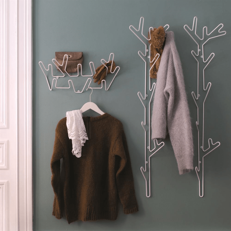 Percheros, colgadores y estantes Maze – diseño sueco