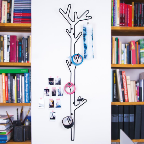 Percheros, colgadores y estantes Maze – diseño sueco