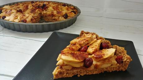 Tarta de manzana con arándanos