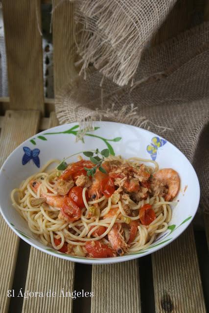 Spaghetti con salsa de atún El Ágora de Ángeles Spaghetti con salsa de atún