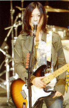 (J-Pop)Yui,cantante que supo hacer de su sueño una realidad (J-Pop)Yui,cantante que supo hacer de su sueño una realidad
