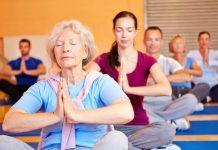 Practicar un tipo de meditación fácil a diario puede aliviar algunos síntomas de demencia