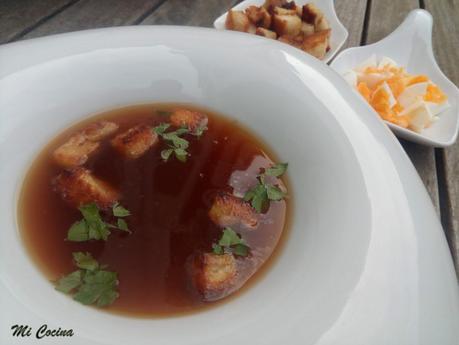 CONSOMÉ SIGLO XXI (DEL CHEF GONZALO D´AMBROSIO)