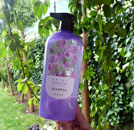 Lotus vinegar shampoo de Missha, champú de flor de loto y vinagre de cosmética coreana