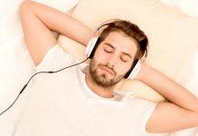 Un gran número de personas utilizan la música para combatir los trastornos del sueño.