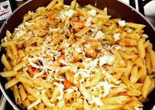 MACARRONES CON GAMBAS