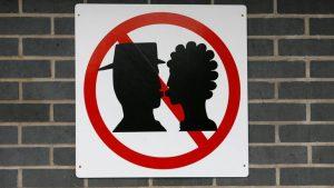 Top 4 Las Leyes Mas Absurdas Del Mundo.