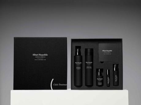 Una declaración de intenciones con packaging impreso packaging impreso en negro abierto