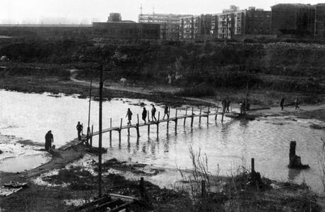 Los seres humanos pensamos con los pies