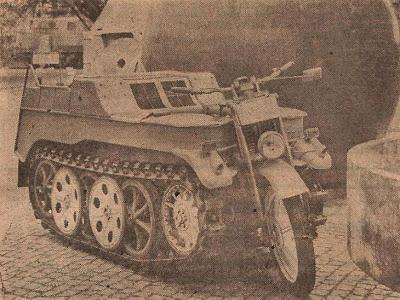 Motocicleta con orugas